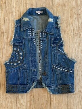 Distressed Studded Denim Vest - Blue -